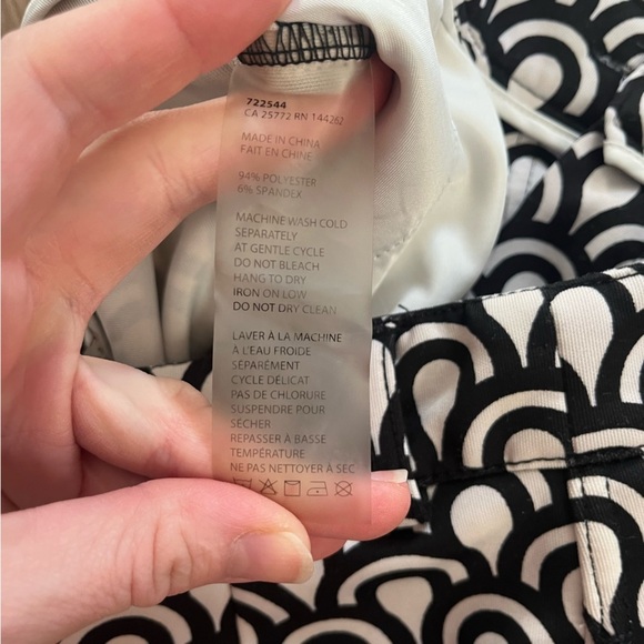 Black Tape Women’s High Waist Patterned Shorts Small | Geometric Print Dressy - Picture 3 of 12